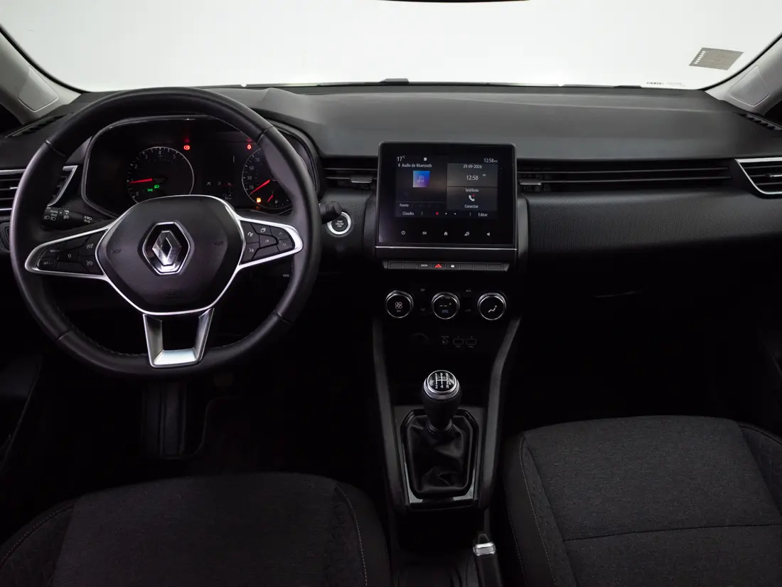 Renault Clio — foto 14 de 18