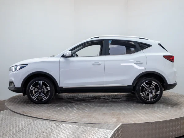 MG ZS 2023 usado — Pompeyo Carrasco — foto 3