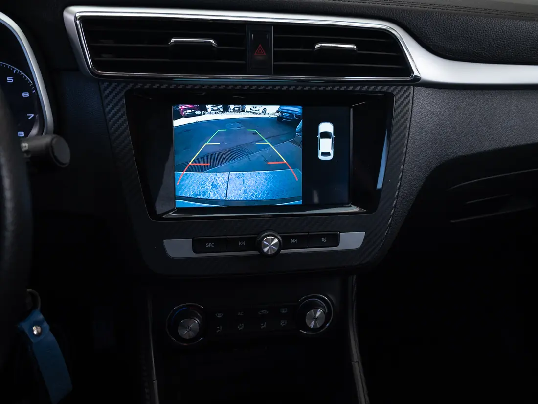 MG Zs — foto 18 de 19