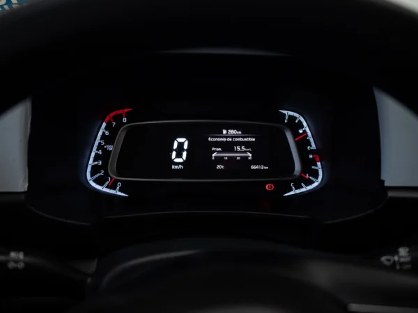 Kia SONET 2023 usado — Pompeyo Carrasco — foto 12