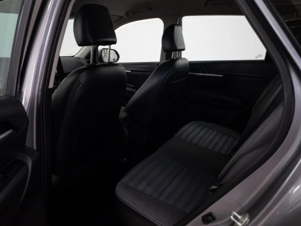 Kia SONET 2023 usado — Pompeyo Carrasco — foto 13