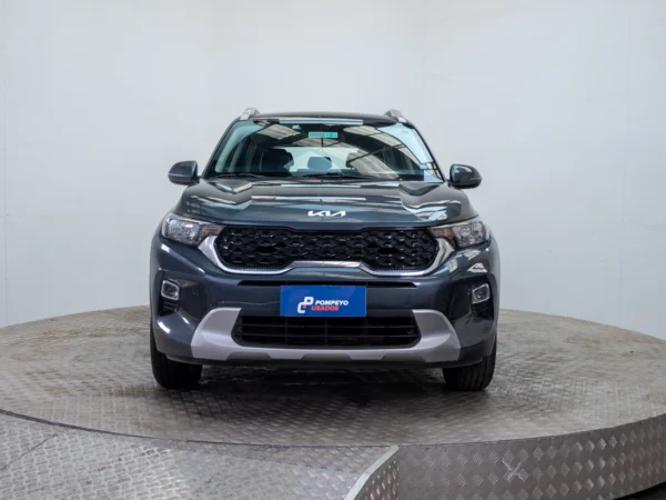 Kia SONET 2023 usado — Pompeyo Carrasco — foto 2