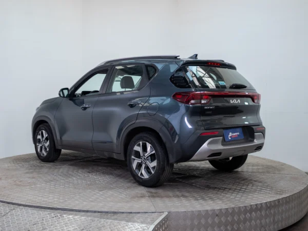 Kia SONET 2023 usado — Pompeyo Carrasco — foto 5