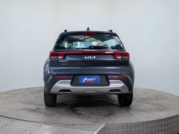 Kia SONET 2023 usado — Pompeyo Carrasco — foto 6