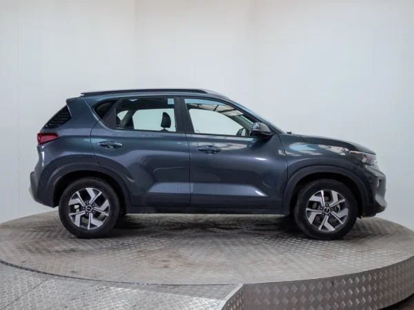 Kia SONET 2023 usado — Pompeyo Carrasco — foto 8