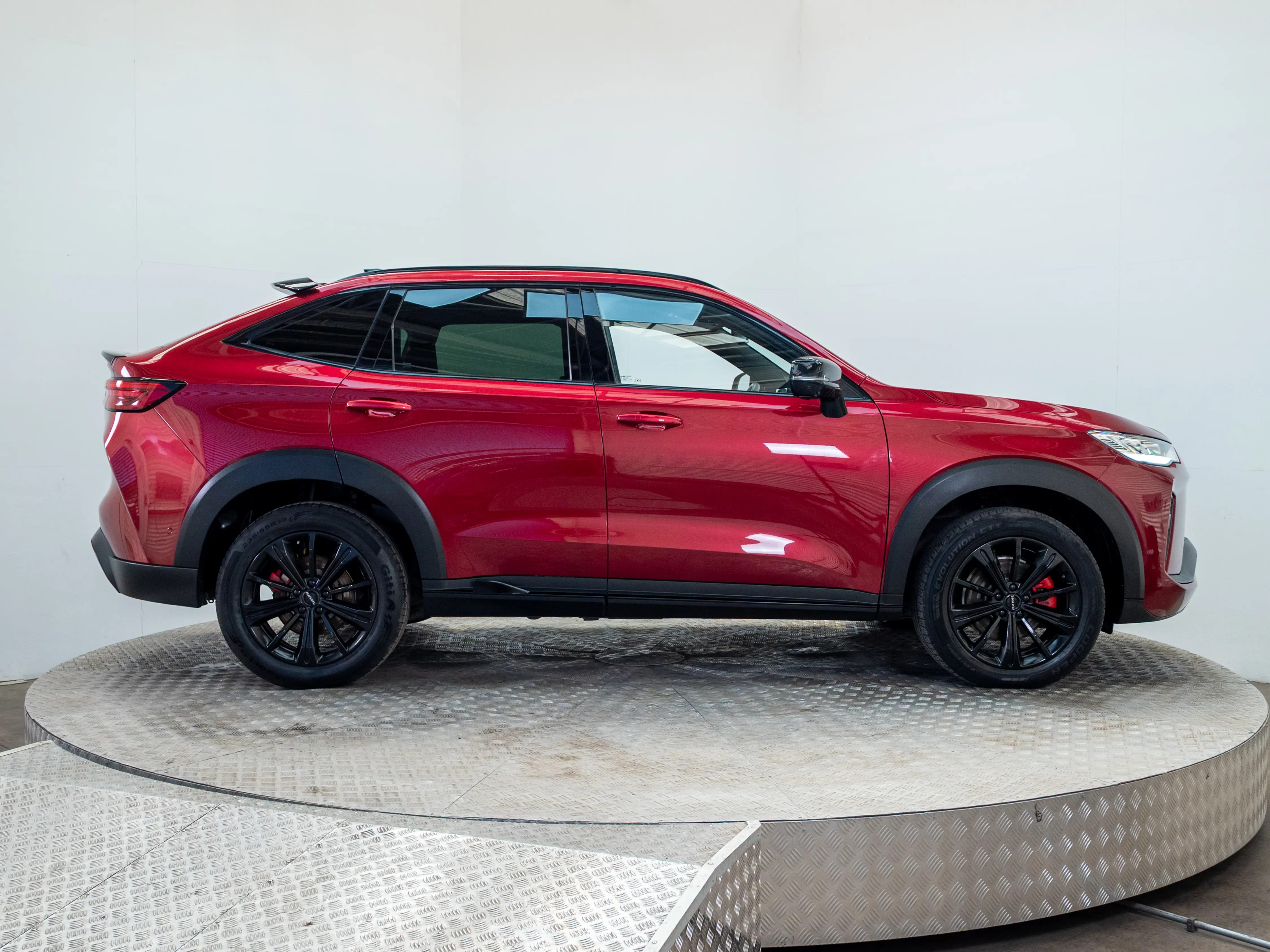 Haval H6 — foto 7 de 18