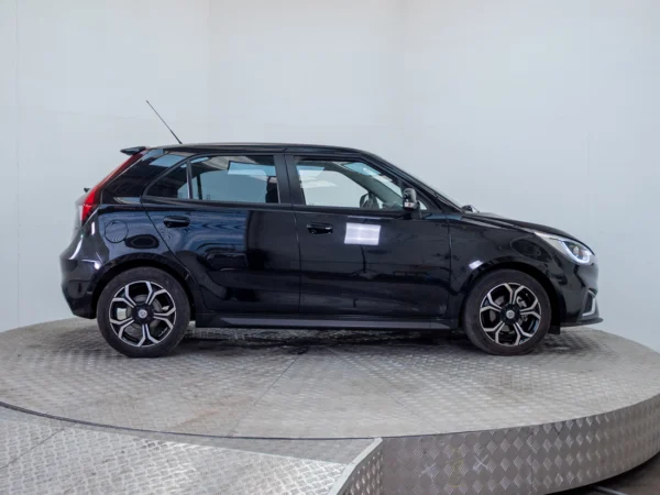 MG 3 2023 usado — Pompeyo Carrasco — foto 7