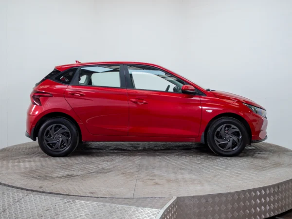 HYUNDAI I-20 2023 usado — Pompeyo Carrasco — foto 7