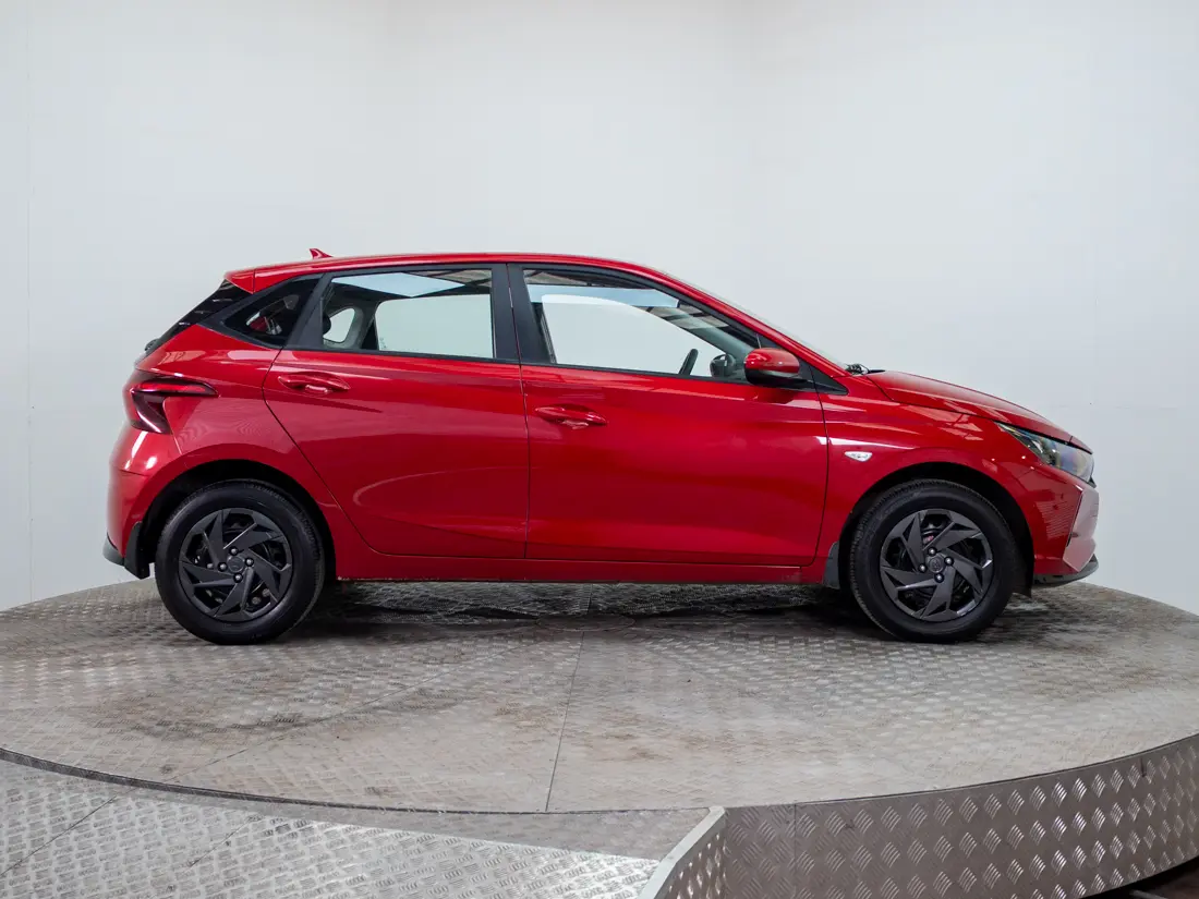 Hyundai I-20 — foto 7 de 19