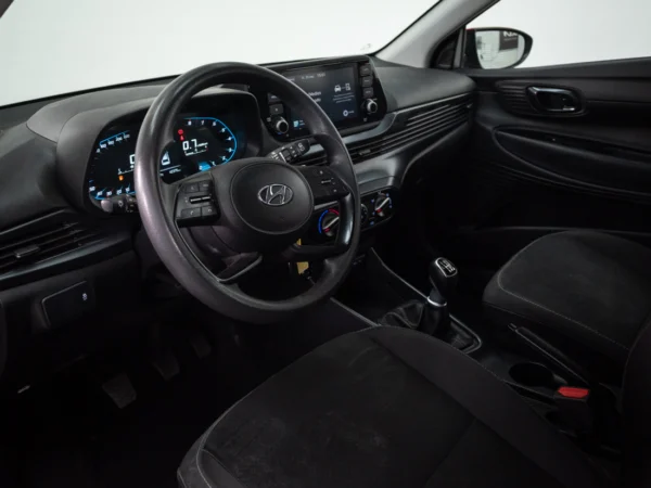HYUNDAI I-20 2023 usado — Pompeyo Carrasco — foto 10