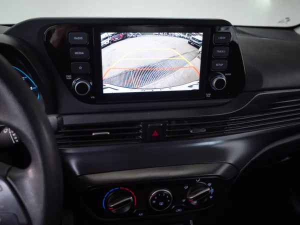 HYUNDAI I-20 2023 usado — Pompeyo Carrasco — foto 18