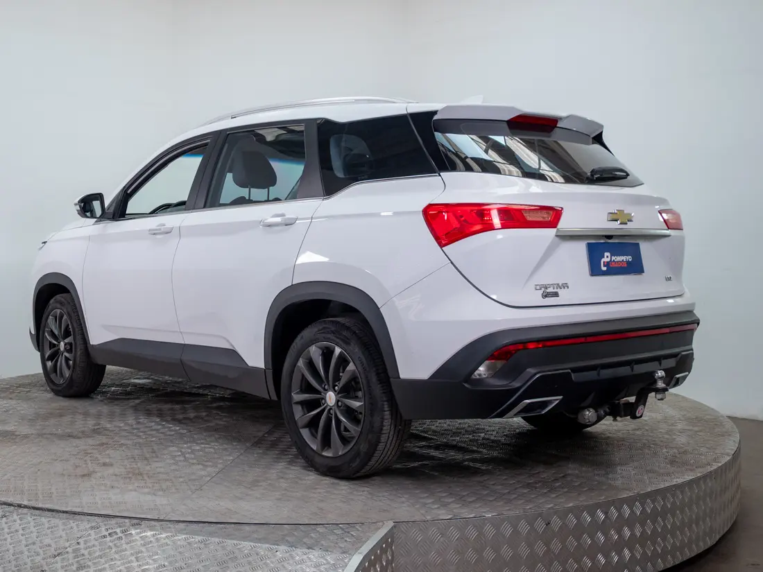 Chevrolet Captiva — foto 4 de 18