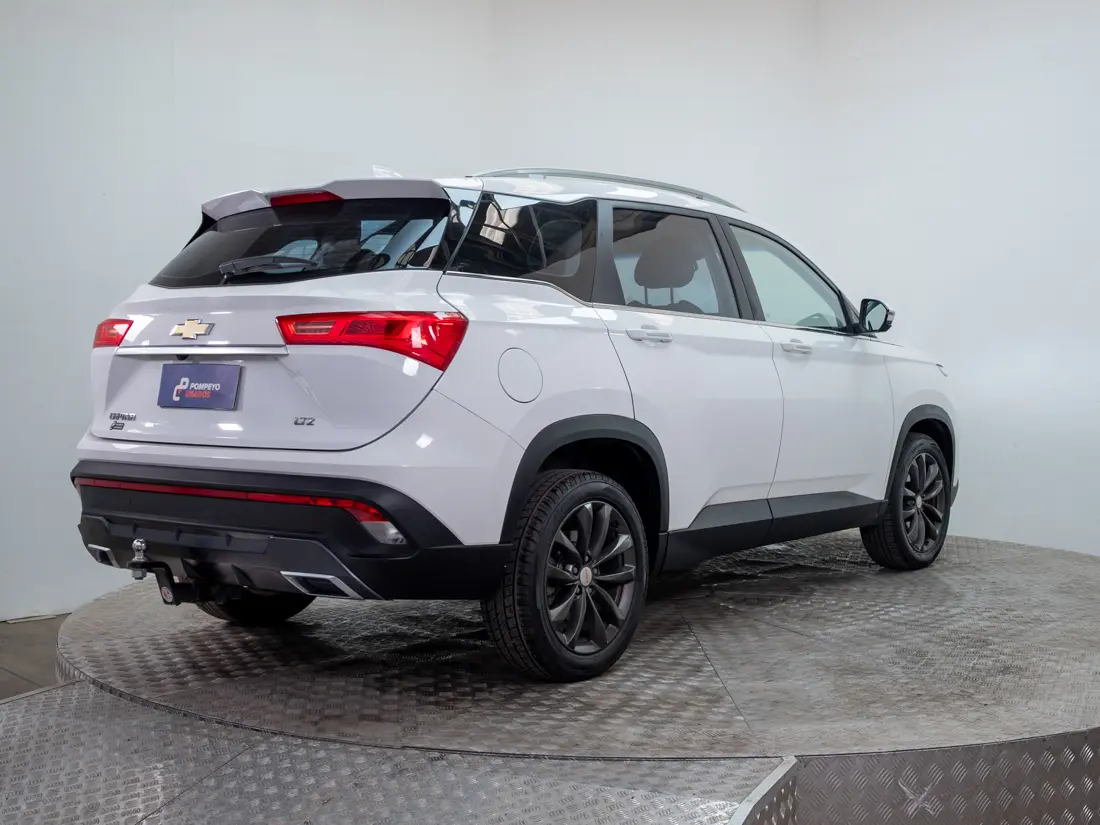 Chevrolet Captiva — foto 6 de 18