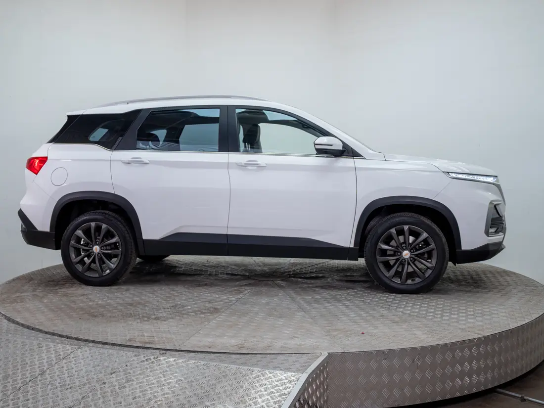 Chevrolet Captiva — foto 7 de 18