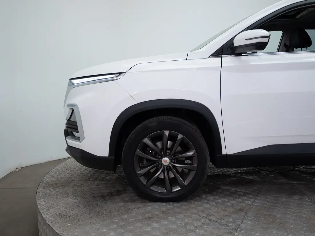 Chevrolet Captiva — foto 16 de 18