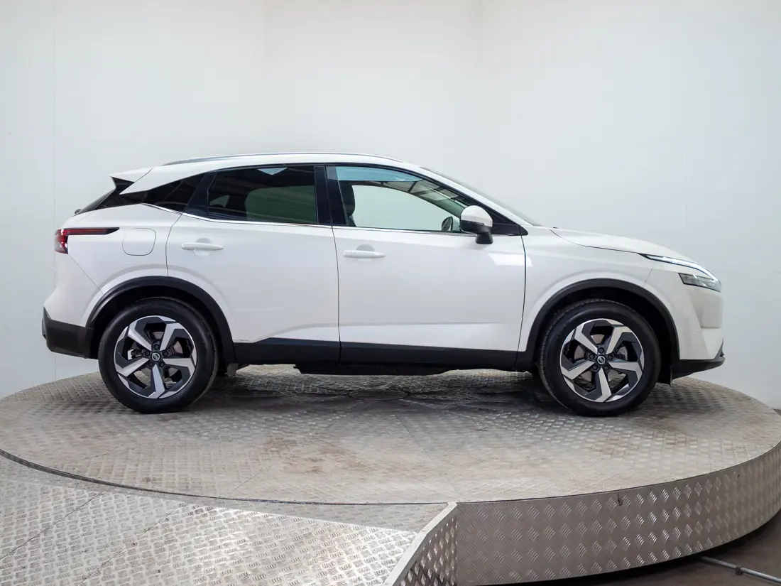 Nissan Qashqai — foto 7 de 18