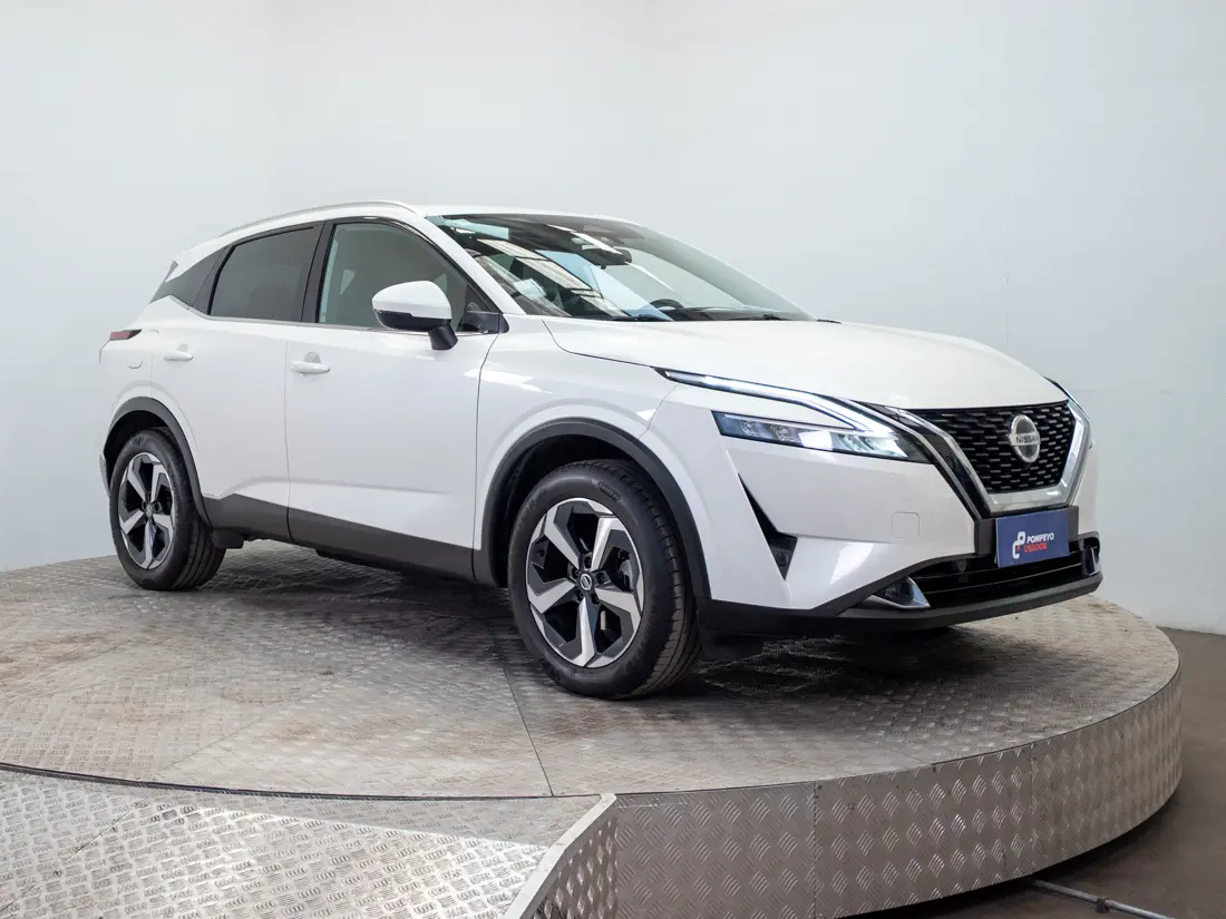 Nissan Qashqai — foto 8 de 18