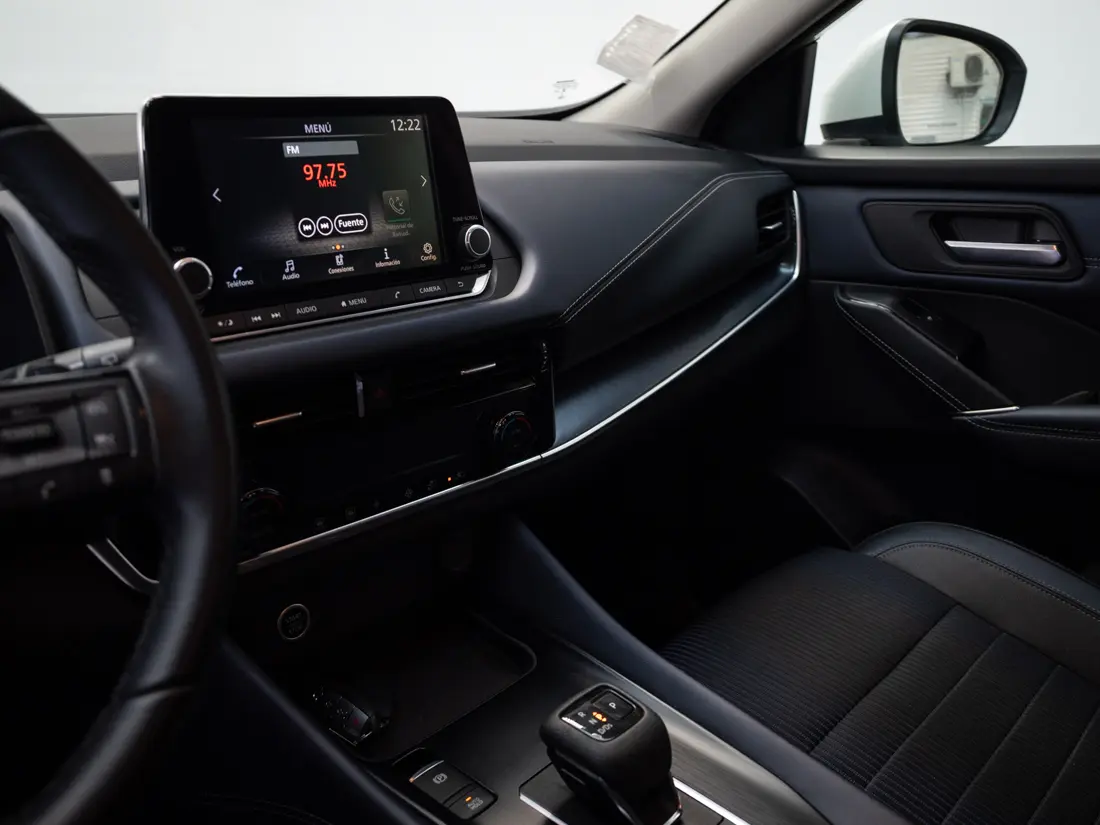 Nissan Qashqai — foto 11 de 18