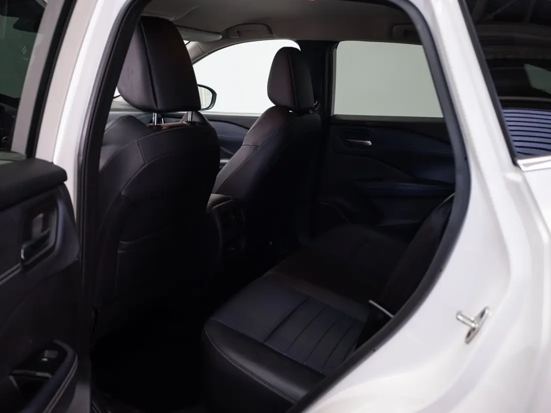 Nissan Qashqai — foto 13 de 18