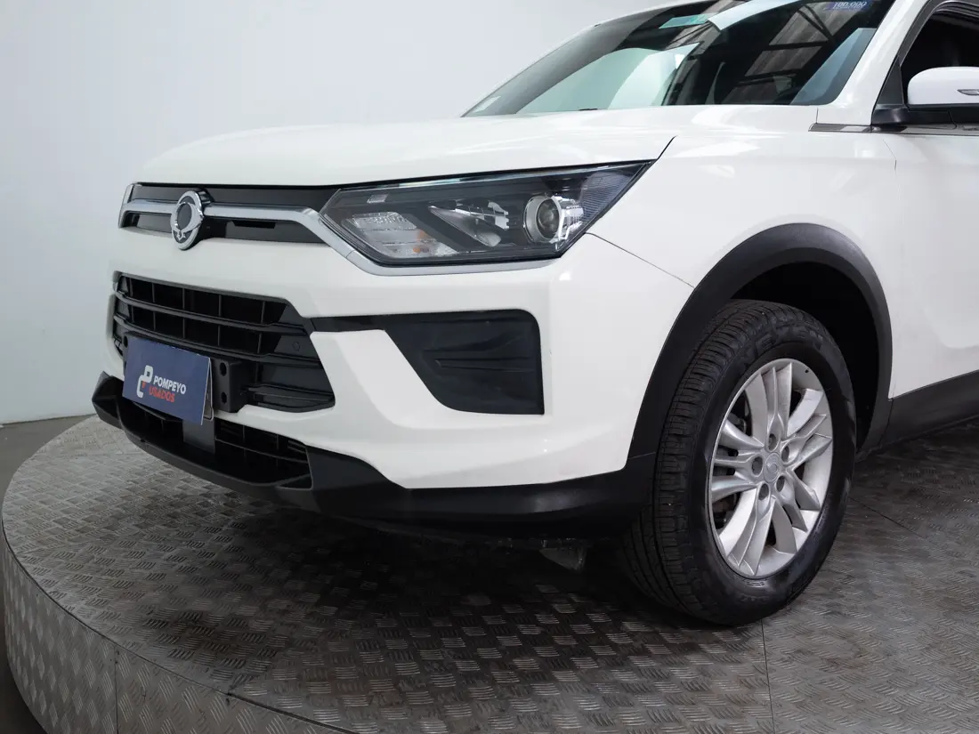 SsangYong Korando — foto 17 de 19