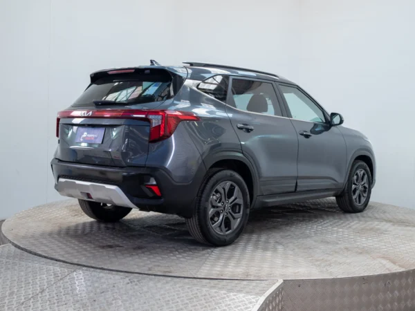 Kia SELTOS 2024 usado — Pompeyo Carrasco — foto 7