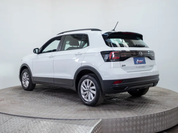 VOLKSWAGEN T-CROSS 2024 usado — Pompeyo Carrasco — foto 5