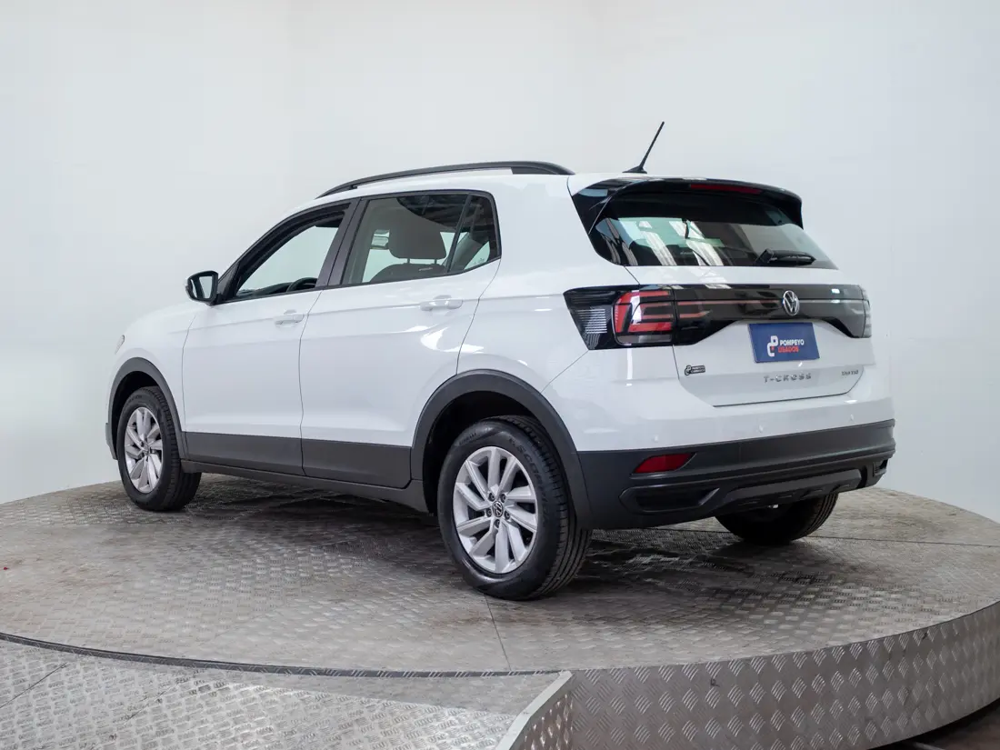 Volkswagen T-Cross — foto 5 de 19
