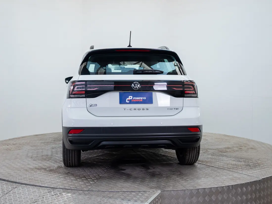 Volkswagen T-Cross — foto 6 de 19