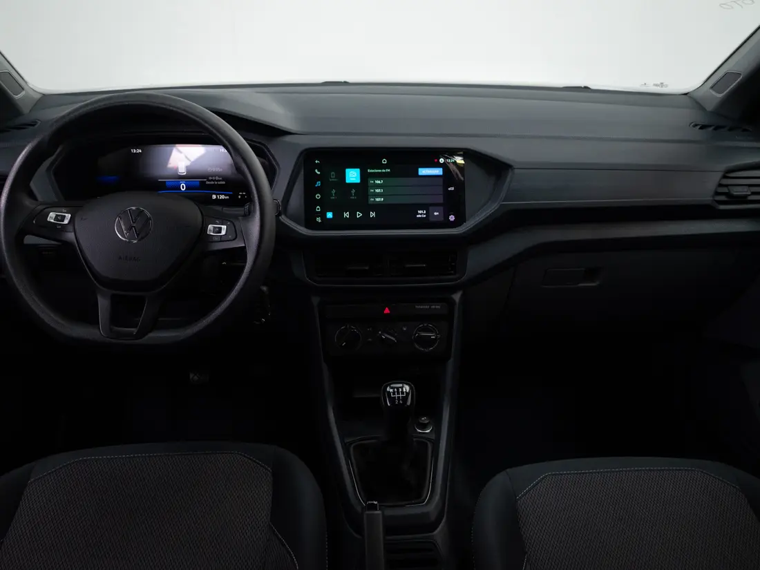 Volkswagen T-Cross — foto 15 de 19