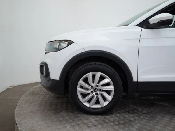 VOLKSWAGEN T-CROSS 2024 usado — Pompeyo Carrasco — foto 17