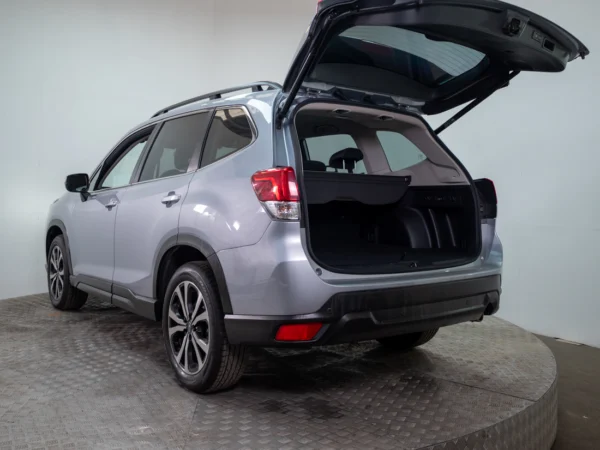 Subaru FORESTER 2025 usado — Pompeyo Carrasco — foto 11