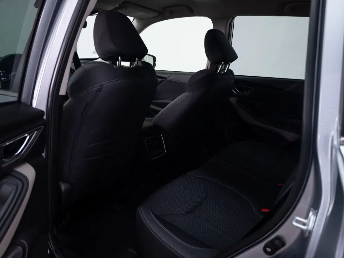Subaru Forester — foto 14 de 19
