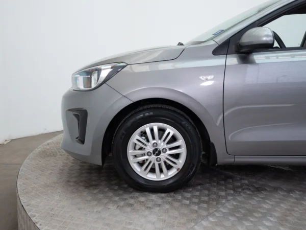 Kia SOLUTO 2024 usado — Pompeyo Carrasco — foto 17