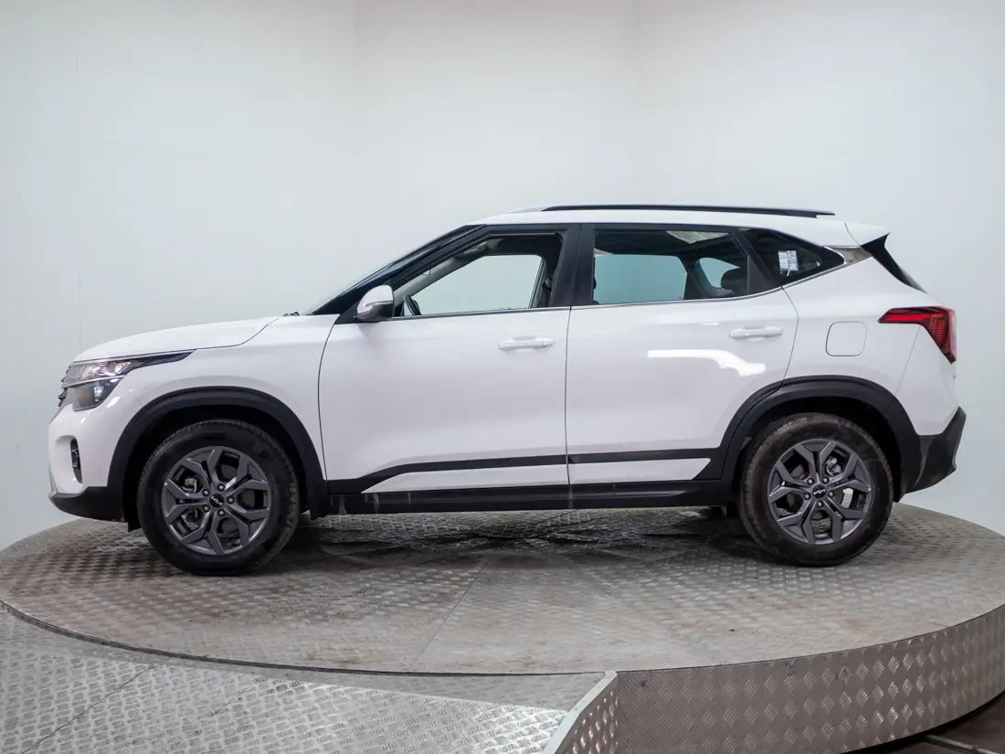 KIA Seltos — foto 3 de 17