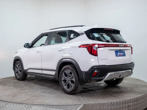 Kia SELTOS 2024 usado — Pompeyo Carrasco — foto 4