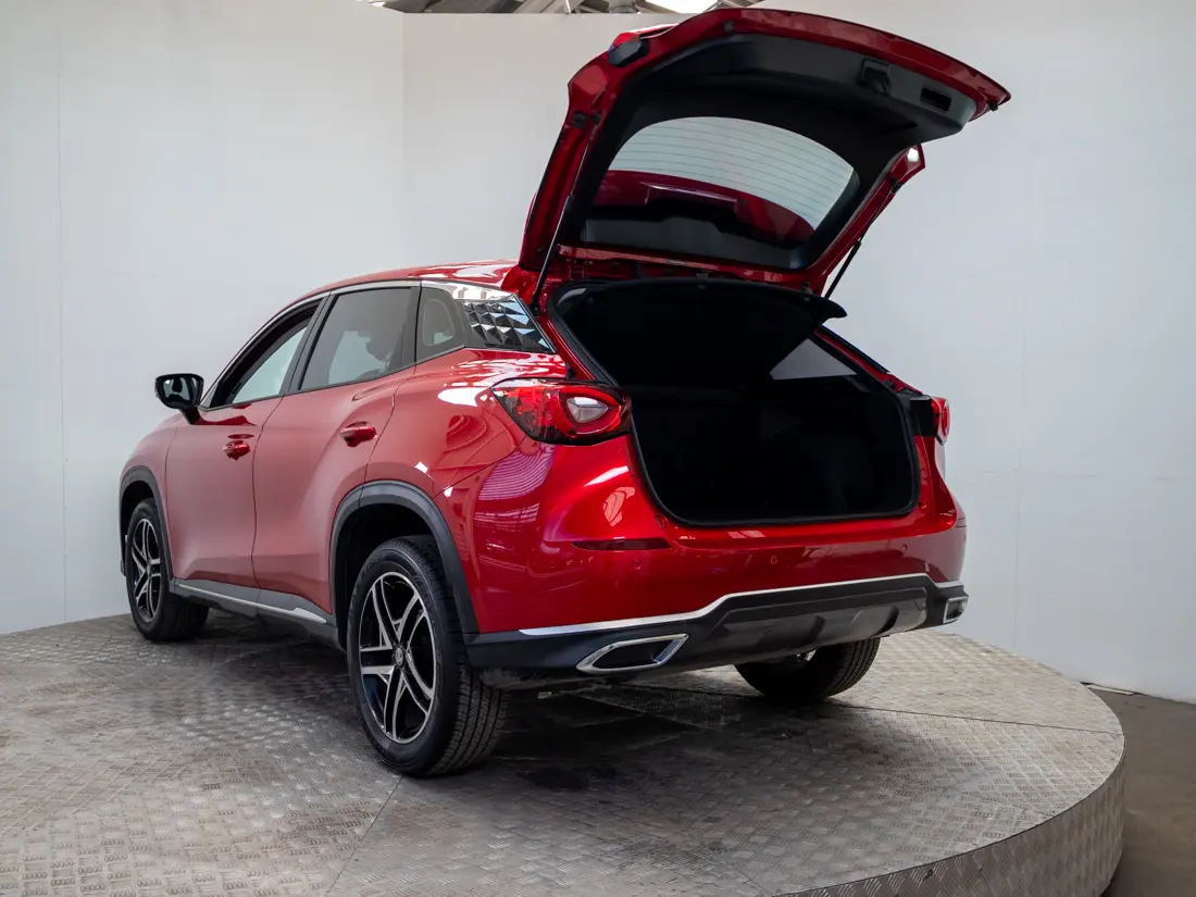 MG One — foto 9 de 19