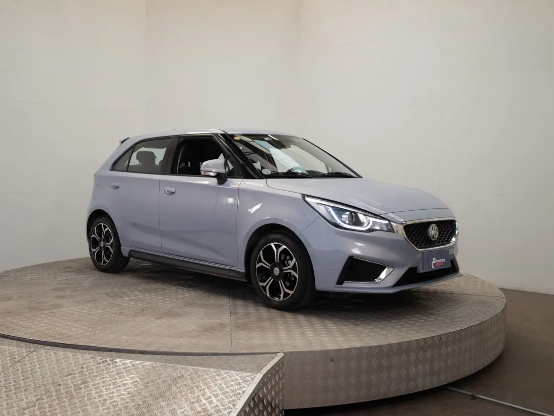 MG 3 — foto 2 de 21