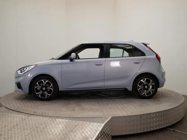 MG 3 2024 usado — Pompeyo Carrasco — foto 4