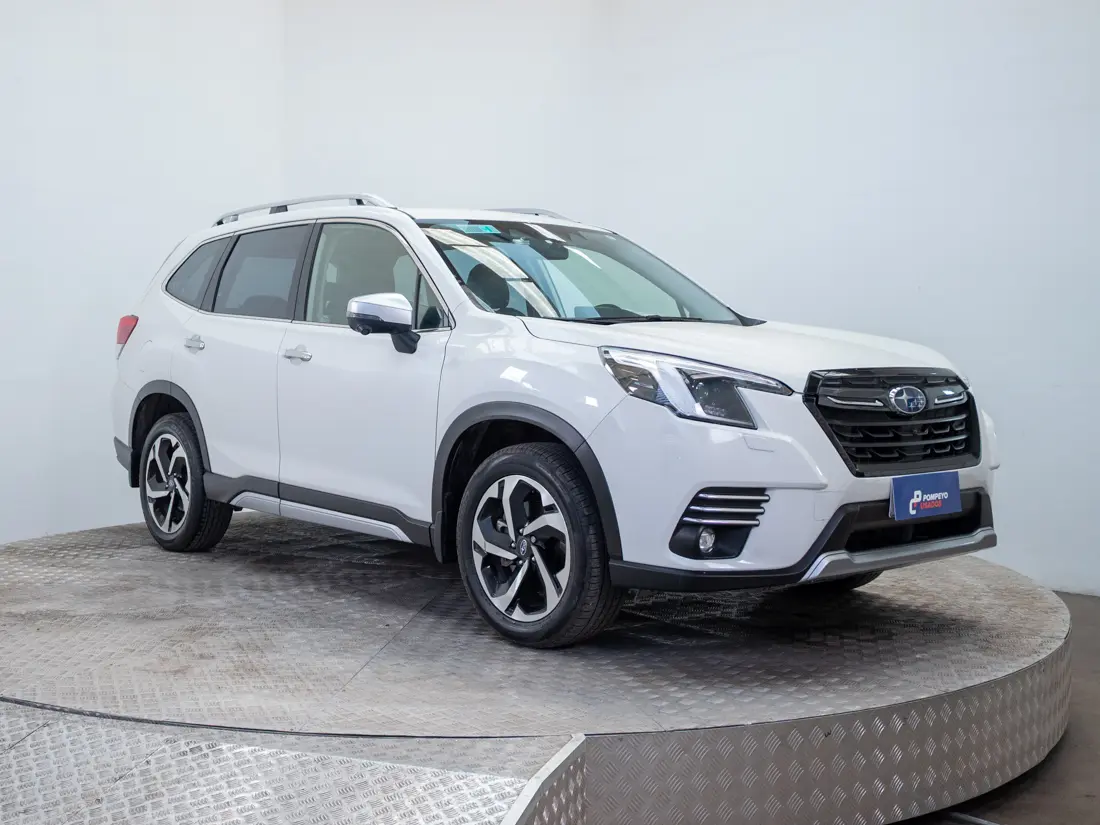 Subaru Forester — foto 9 de 22