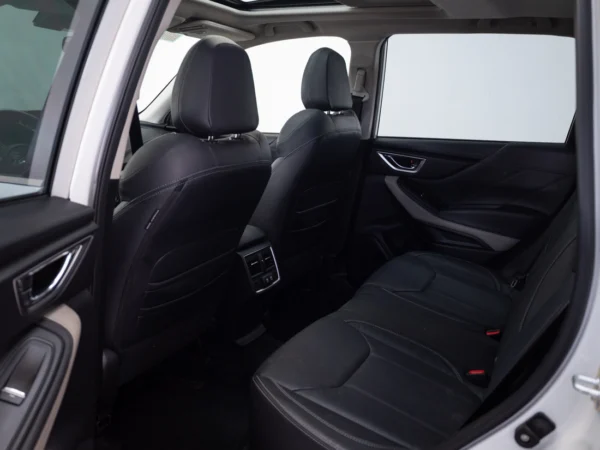 Subaru FORESTER 2024 usado — Pompeyo Carrasco — foto 14