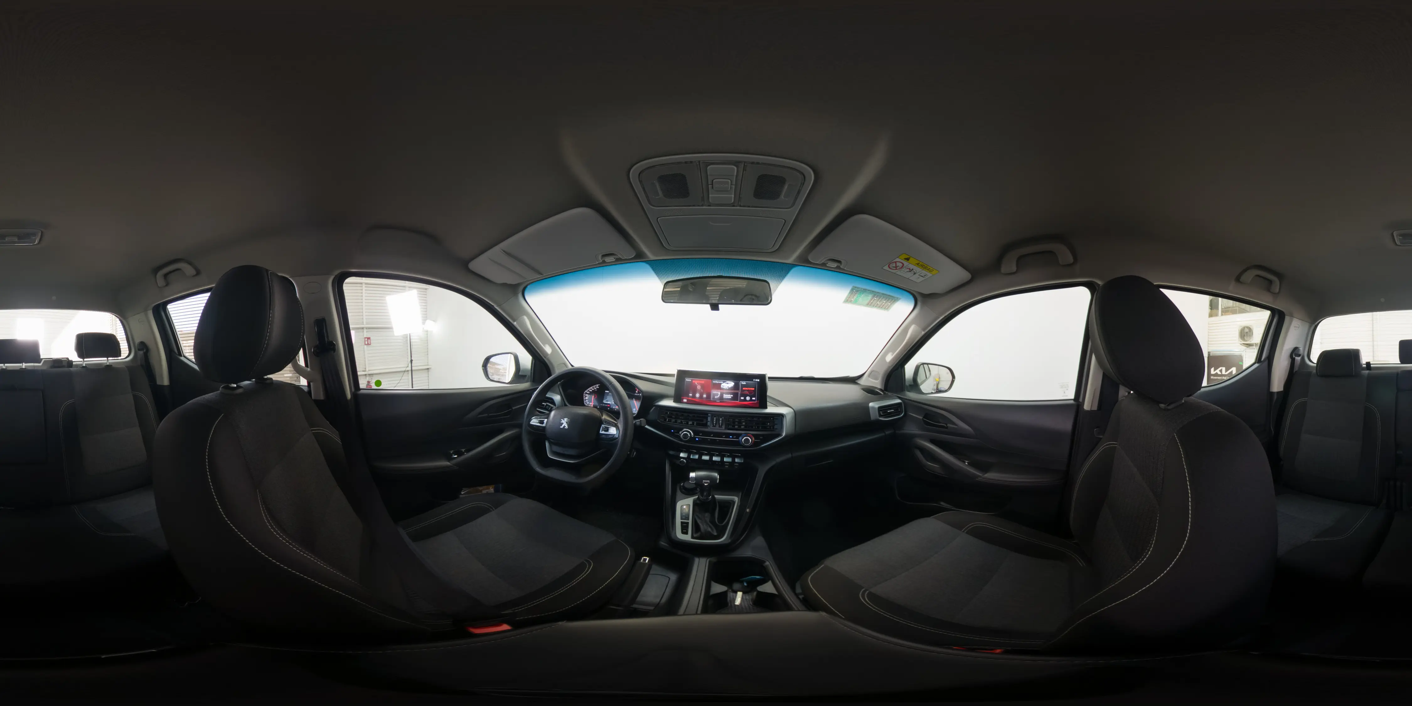 Peugeot Landtrek — foto 18 de 18
