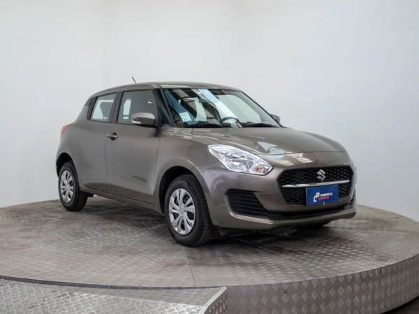 SUZUKI SWIFT 2025 usado — Pompeyo Carrasco — foto 9
