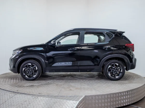 Kia SONET 2025 usado — Pompeyo Carrasco — foto 3