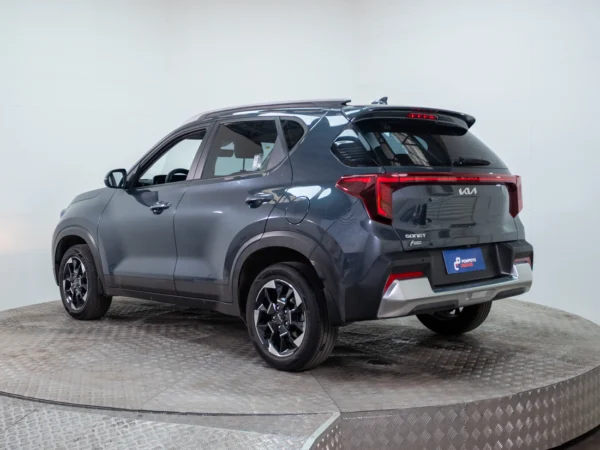 Kia SONET 2025 usado — Pompeyo Carrasco — foto 4
