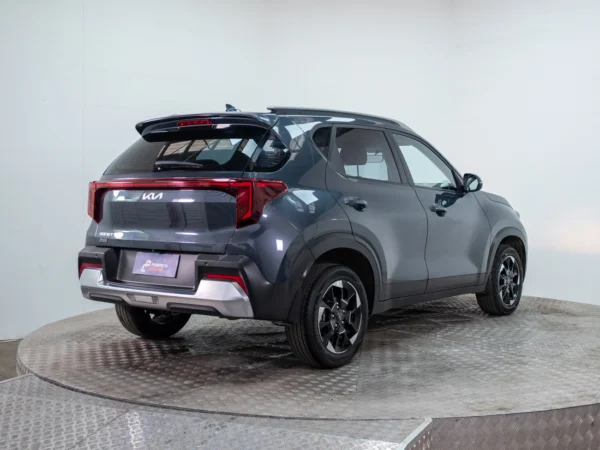 Kia SONET 2025 usado — Pompeyo Carrasco — foto 6