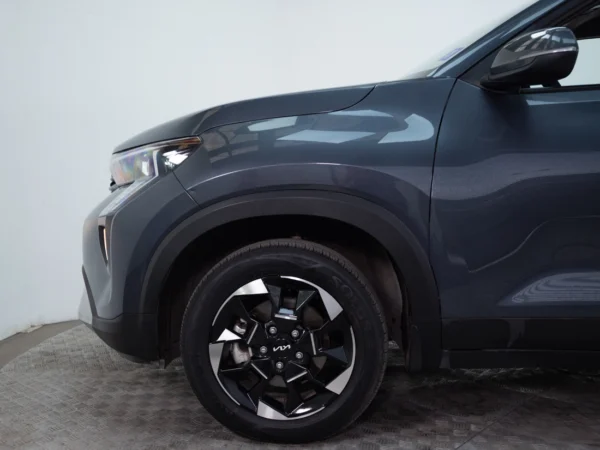 Kia SONET 2025 usado — Pompeyo Carrasco — foto 16