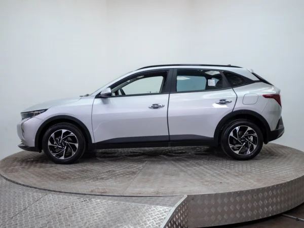 Kia K3 Cross 2025 usado — Pompeyo Carrasco — foto 3