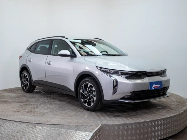 Kia K3 Cross 2025 usado — Pompeyo Carrasco — foto 8