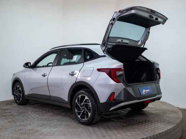 Kia K3 Cross 2025 usado — Pompeyo Carrasco — foto 9