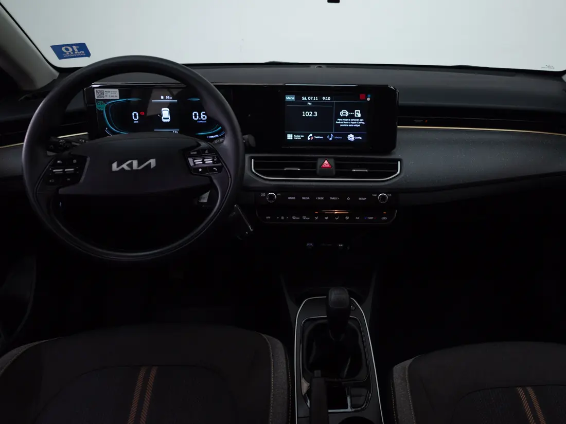 KIA K3 Cross — foto 14 de 19